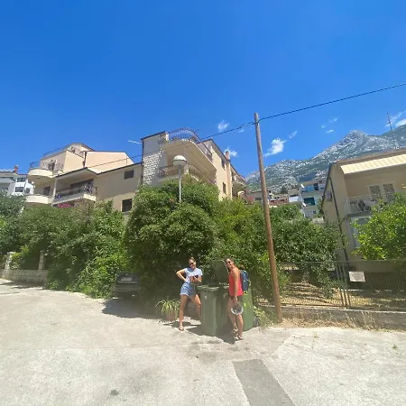 House Josip Μακάρσκα