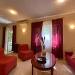 Апартаменты House Josip Макарска