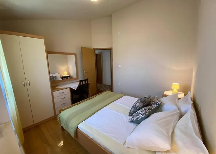 Apartman House Josip *