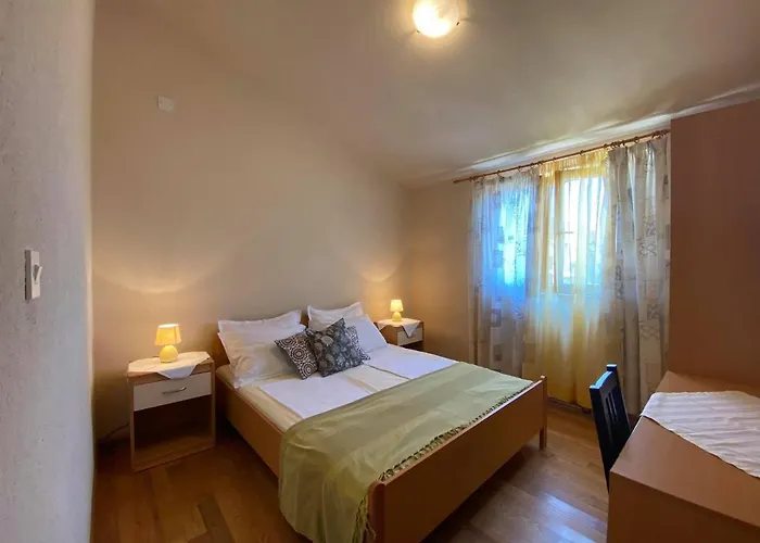 House Josip Apartment Makarska