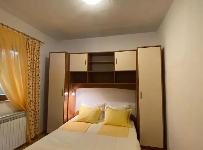 House Josip Apartment Makarska