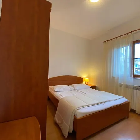 Apartament House Josip *
