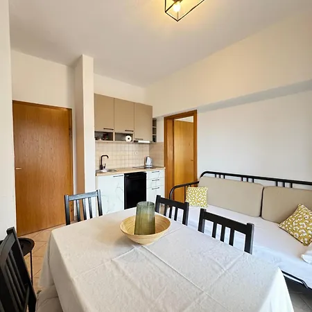 House Josip Apartman *